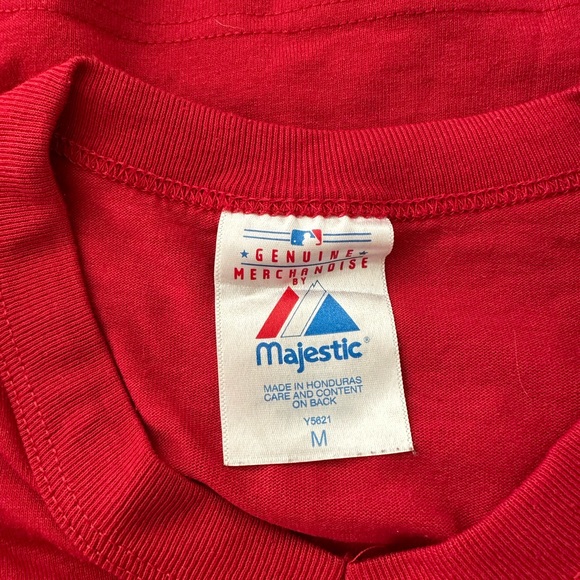 Majestic Phillies V Neck Shirt - Picture 4 of 5